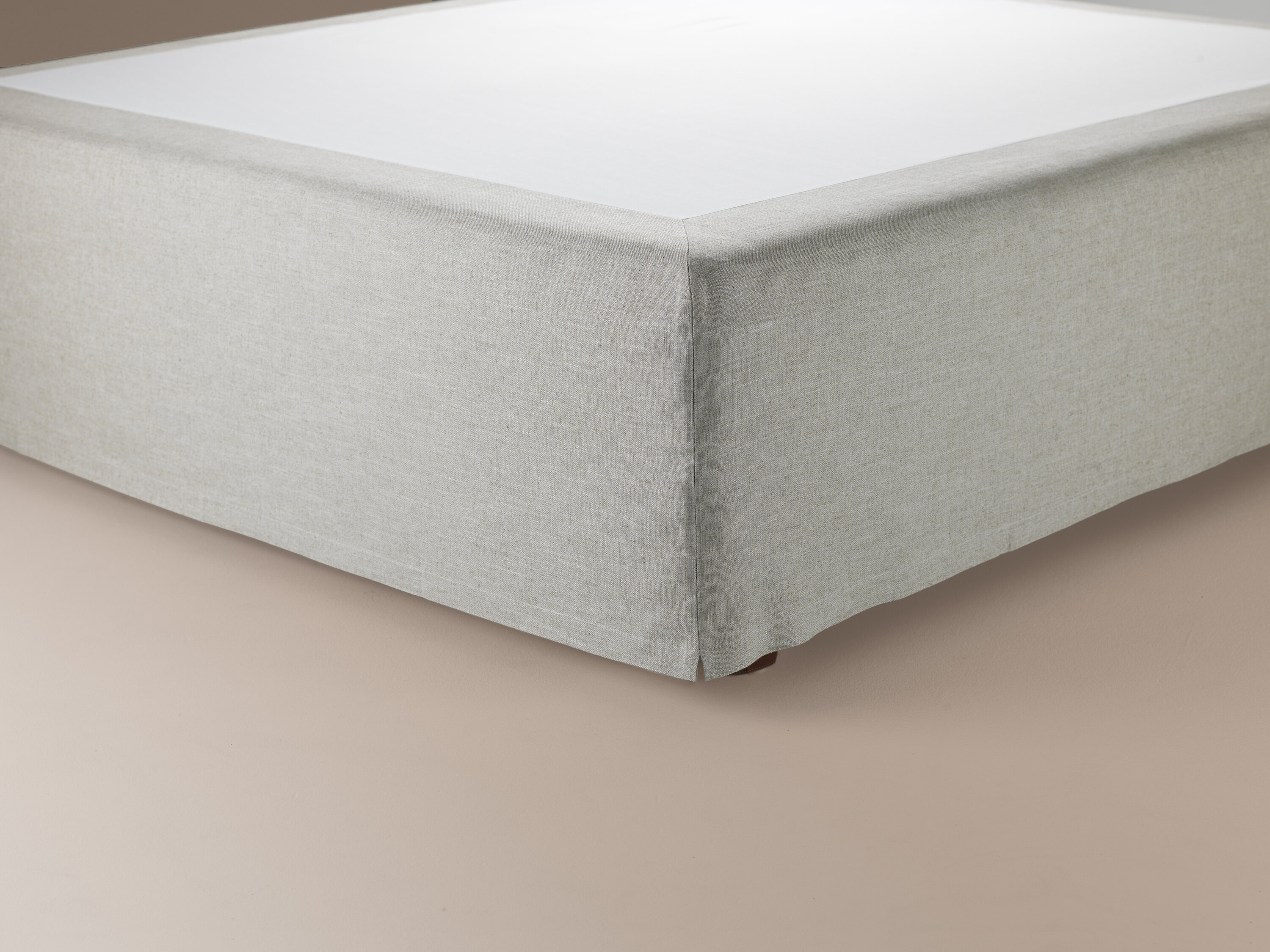 Mathilda Bettvolant Ruskin 10 Quill